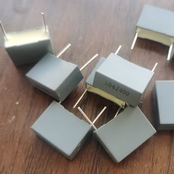 MKP20型交流固定电容器